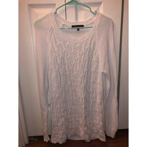 Wendy Williams white sweater